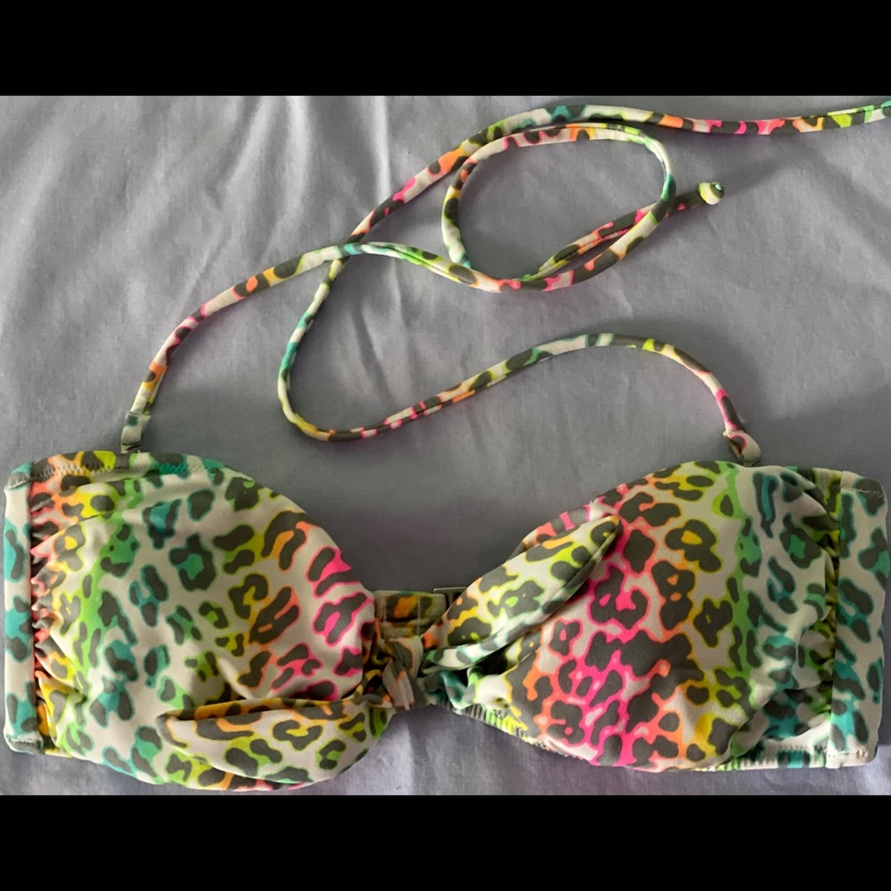VS swim top